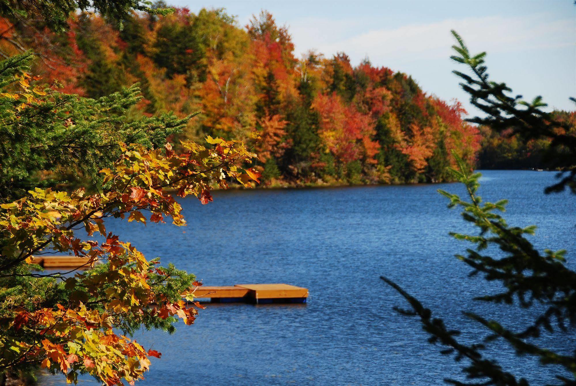 Fiddler Lake Resort Mille-Isles Bagian luar foto