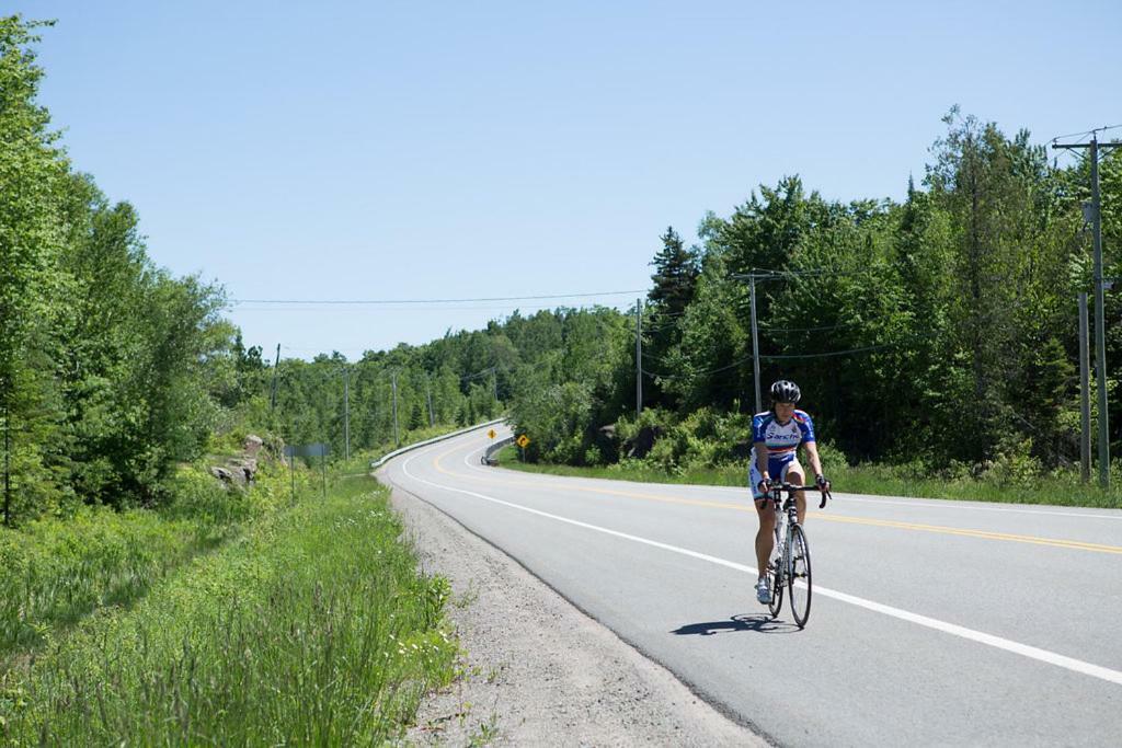 Fiddler Lake Resort Mille-Isles Bagian luar foto